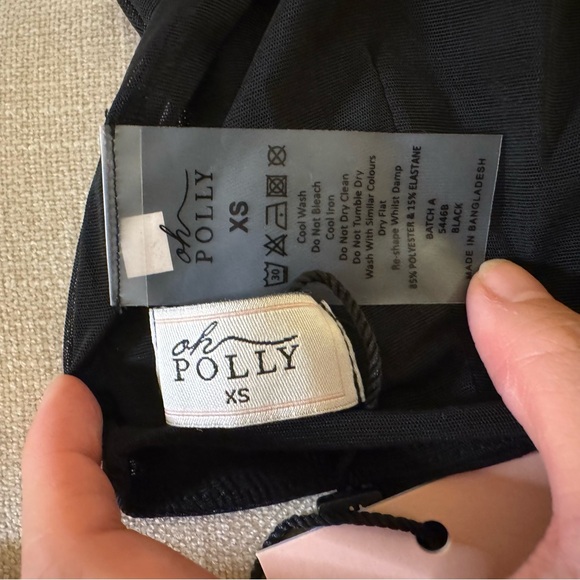 🐈⬛Oh Polly | Cowl-Neck Backless Crop Top in Black - XS 🐈⬛ - Picture 6 of 7